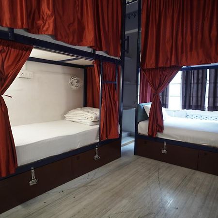 אודייפור Hostel Funky Bunky מראה חיצוני תמונה